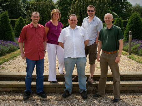 tt_resized_01_Group photo.jpg