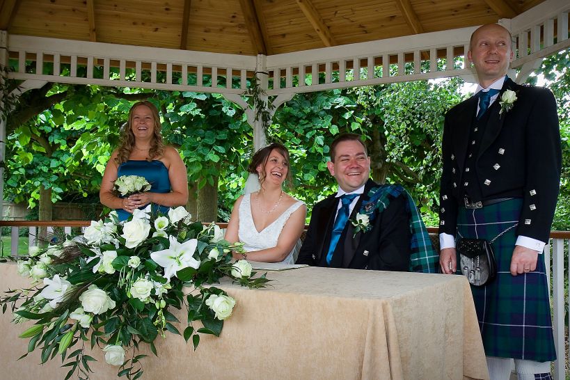 tt_resized_13_Signing of the register.jpg